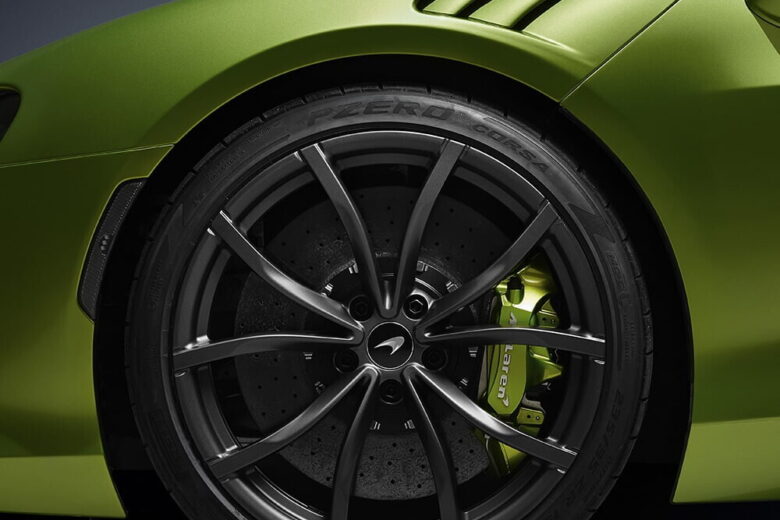 Pneumatico Pirelli P Zero Cyber Tyre