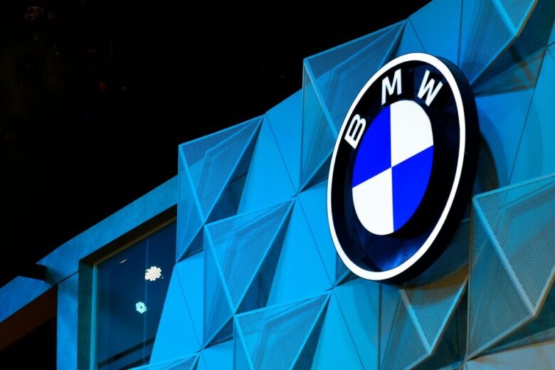 BMW X5 e iX5 a passo lungo